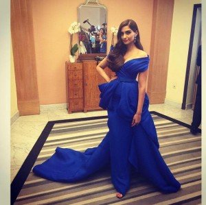 Sonam Kapoor Looks Dazzling In Blue7 